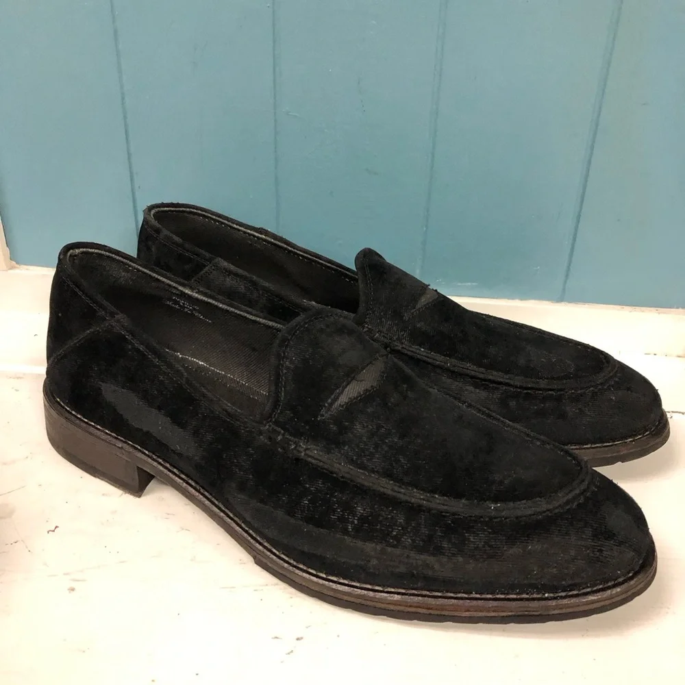 Donald J Pliner Zvian Loafers Men’s Size 8.5 M, Black‎ Distressed Velvet 3182